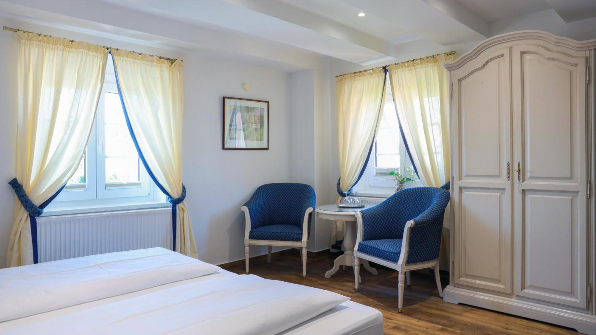 Hotel Am Yachthafen Waren  Kültér fotó