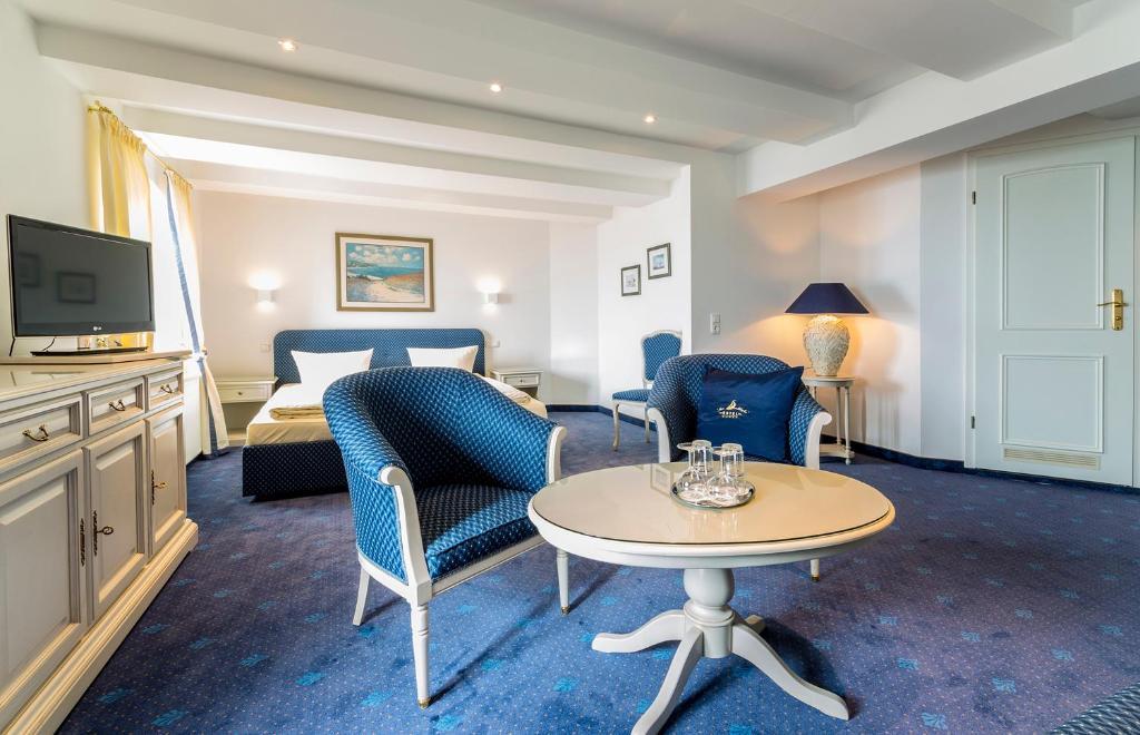Hotel Am Yachthafen Waren  Kültér fotó